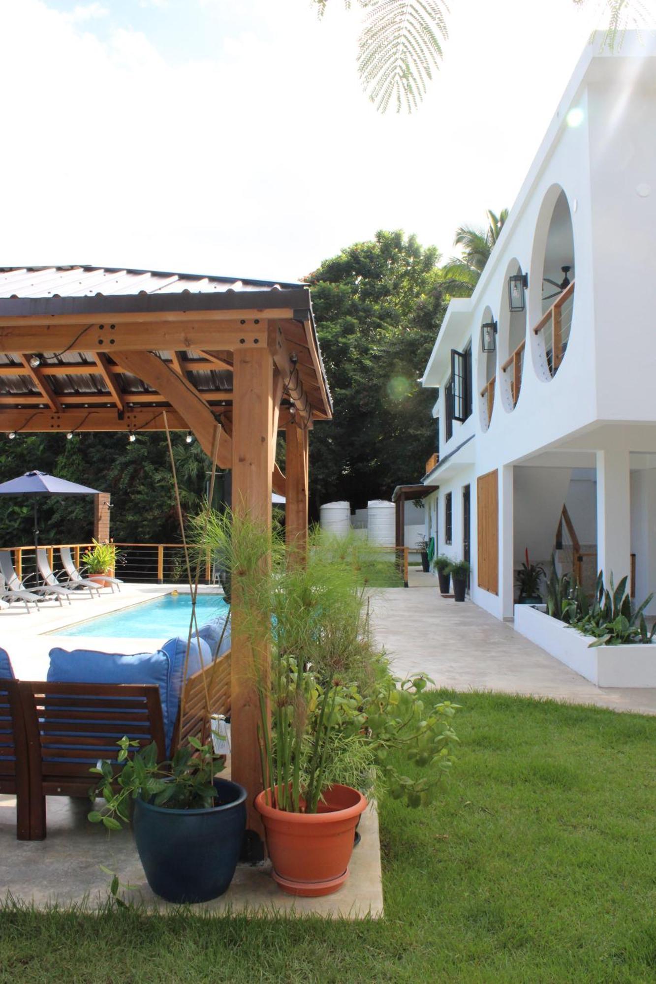 The Serene House Bed & Breakfast Luquillo Exterior photo